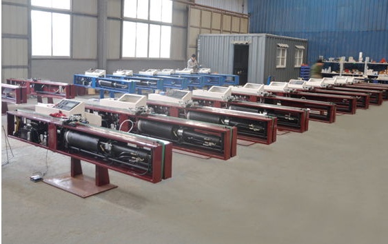 关于中空玻璃打胶机的分类